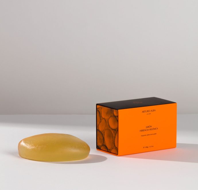 Arturo Alba. jabon herencia helenica